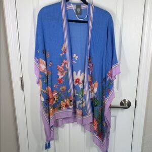 Vince Camuto kimono style shawl floral and butterfly print with tassels
